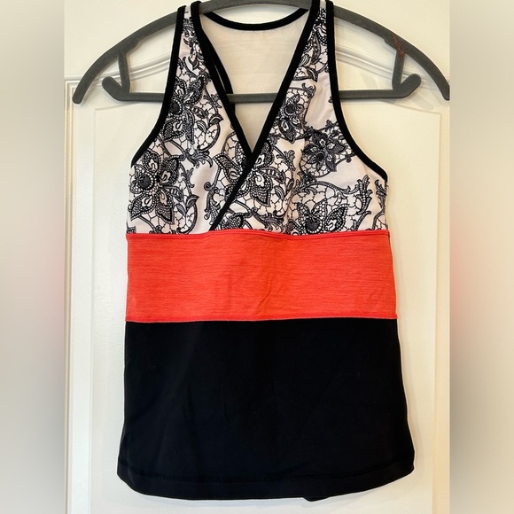 lululemon athletica Tops - Women’s Lululemon Tank